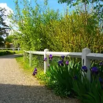 Chateau Pontet D'eyrans & Hotel Eyrans-de Soudiac