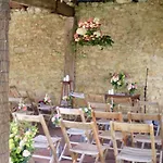 Chateau Pontet D'eyrans & Hotel 3*