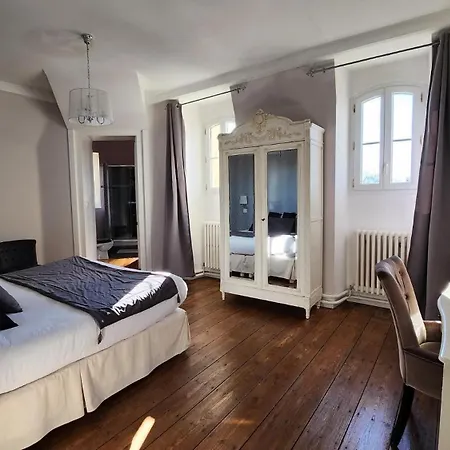 Chateau Pontet D'eyrans & Hotell 3*