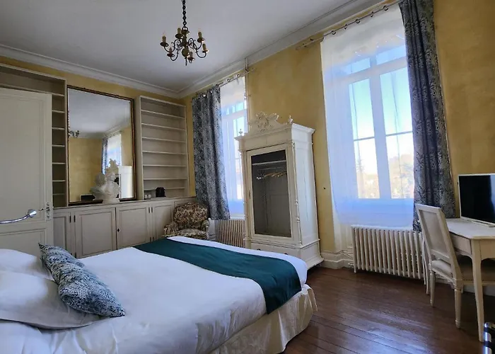 Chateau Pontet D'eyrans & Gasthuis Eyrans-de Soudiac